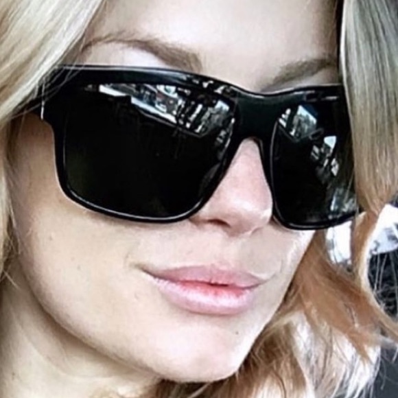 FREE FLYING Fly Girls Sunglasses 🖤 - Picture 10 of 11